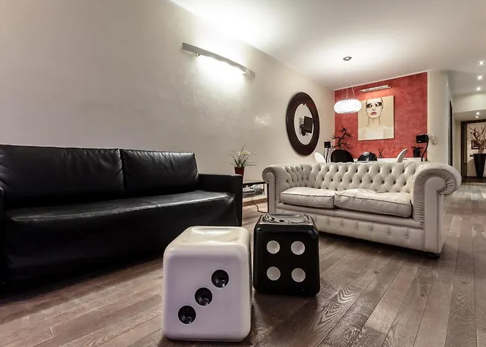 Stylish Suite In Fashion District - Corso Venezia